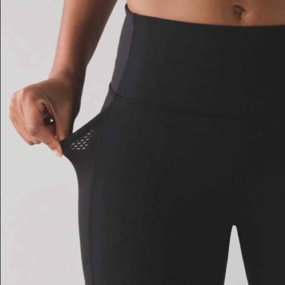lululemon athletica lululemon black